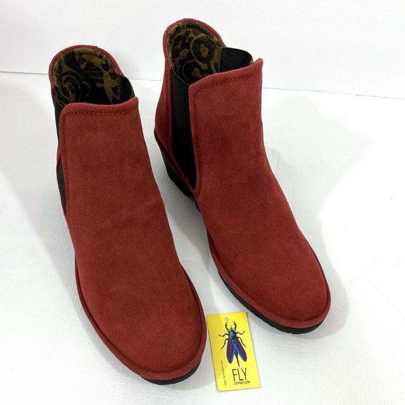 NWOT Fly London Phil Suede Wedge Chelsea Boot - Size 38 (7.5-8) - Picture 3 of 7